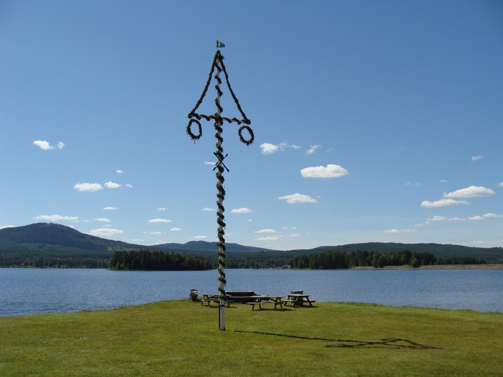 Tomtelandstugan โมรา ภายนอก รูปภาพ